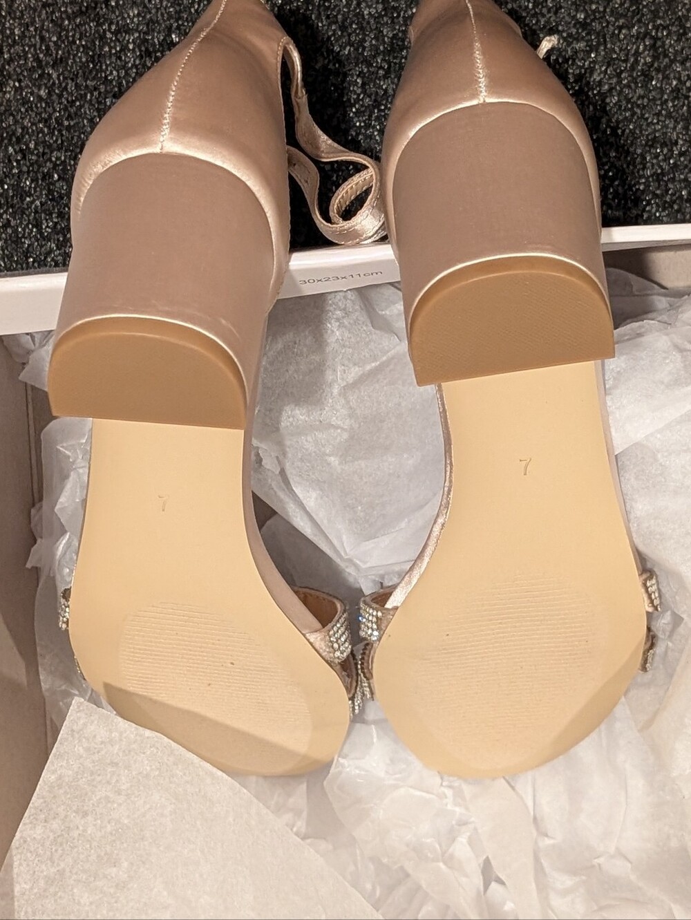 Badgley Mischka Champagne Satin Block Heel Sandal with Crystal Straps Size 7 - Picture 7 of 9